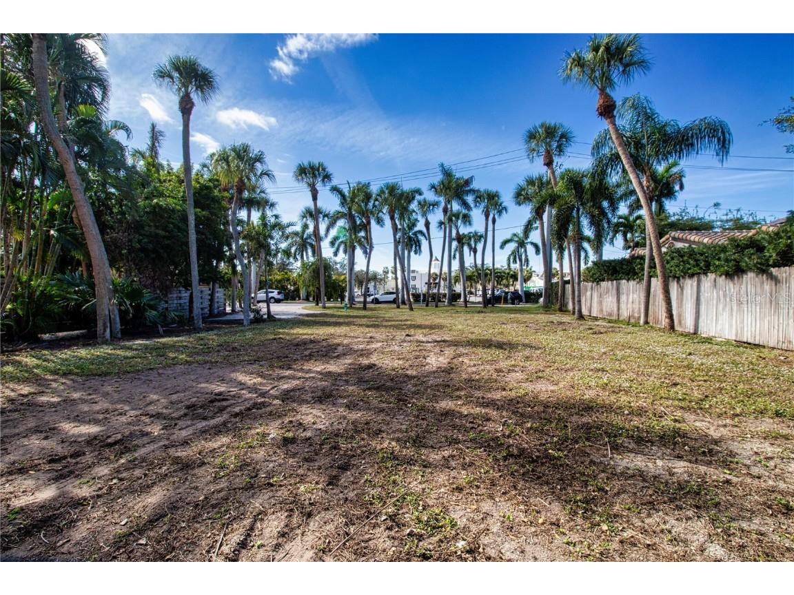 51 S Adams Drive Sarasota FL 34236 A4671523 image13