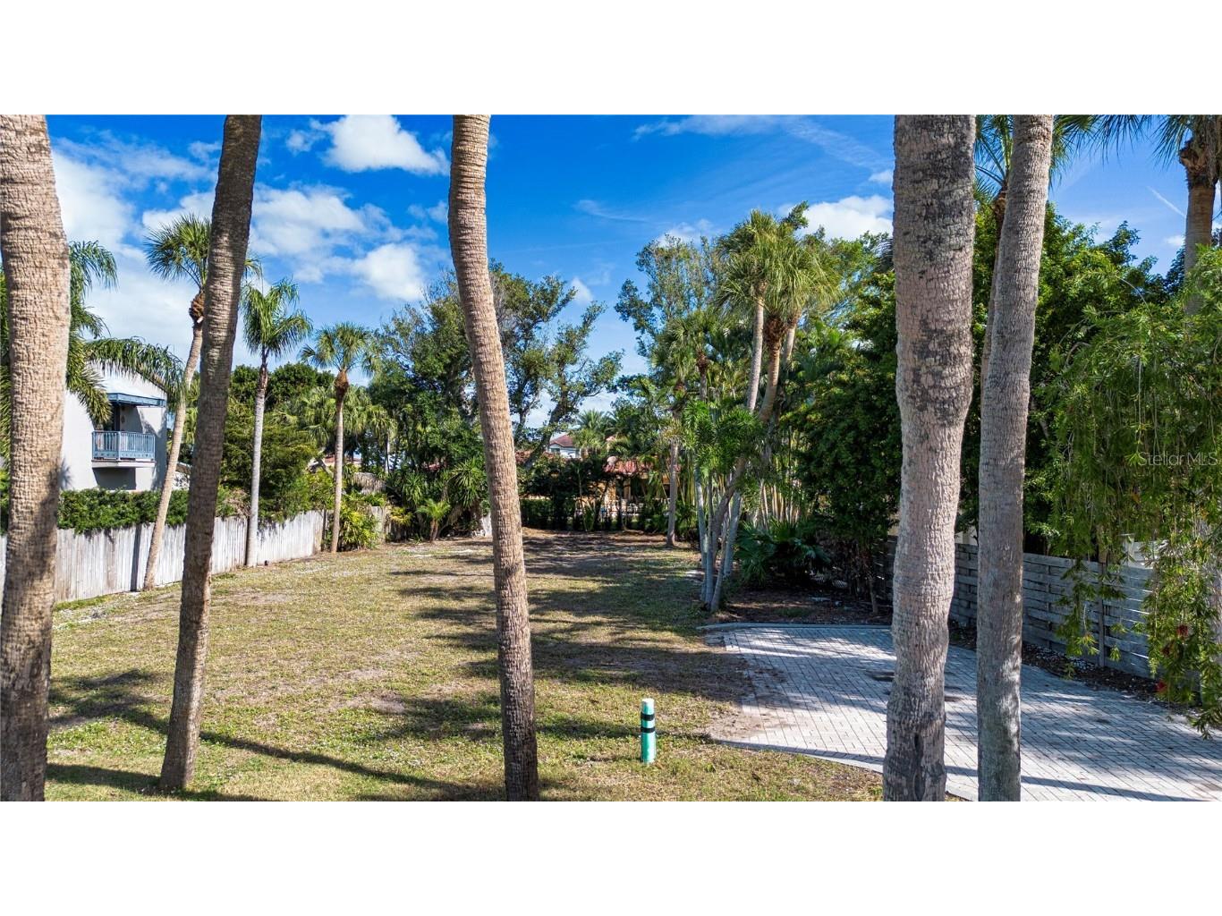 51 S Adams Drive Sarasota FL 34236 A4671523 image5