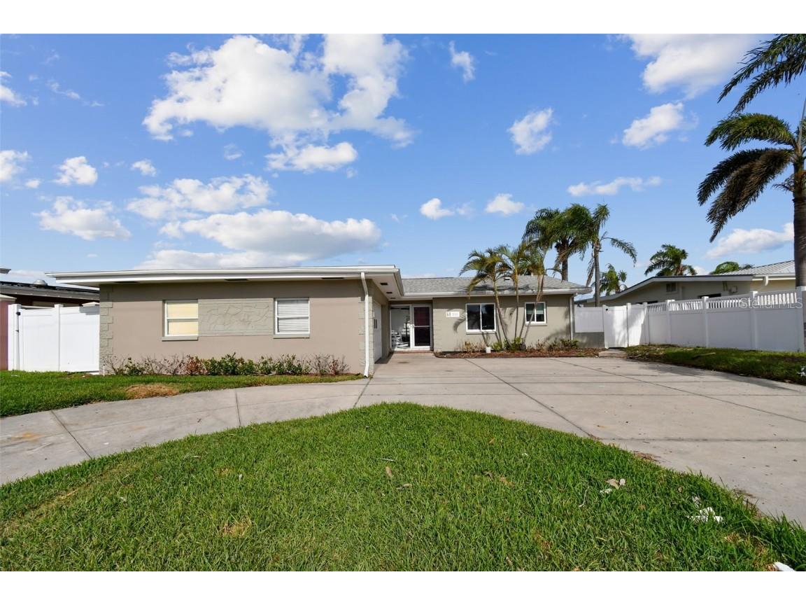510 115th Avenue Treasure Island FL 33706 - BOCA CIEGA BAY TB8318135 image1