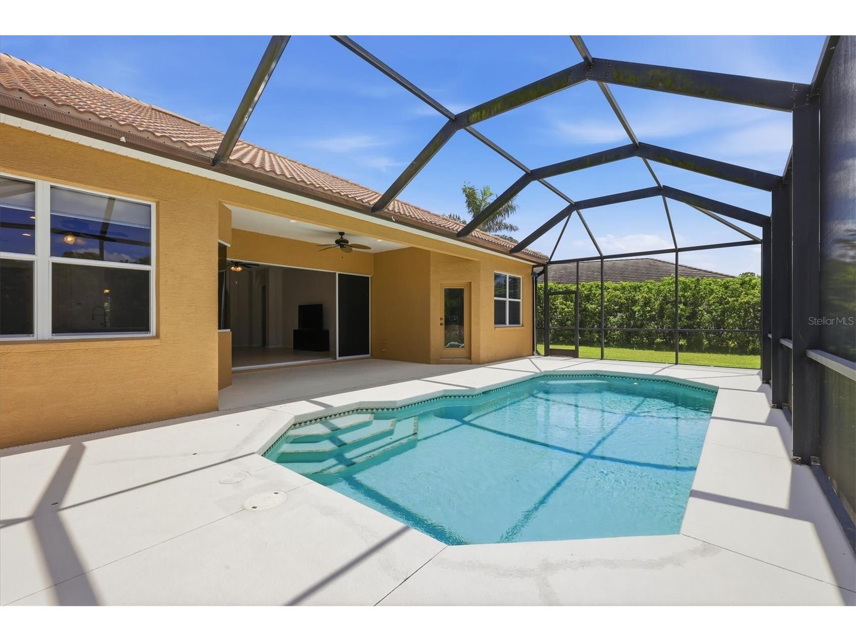 510 147th Court NE Bradenton FL 34212 A4689281 image35