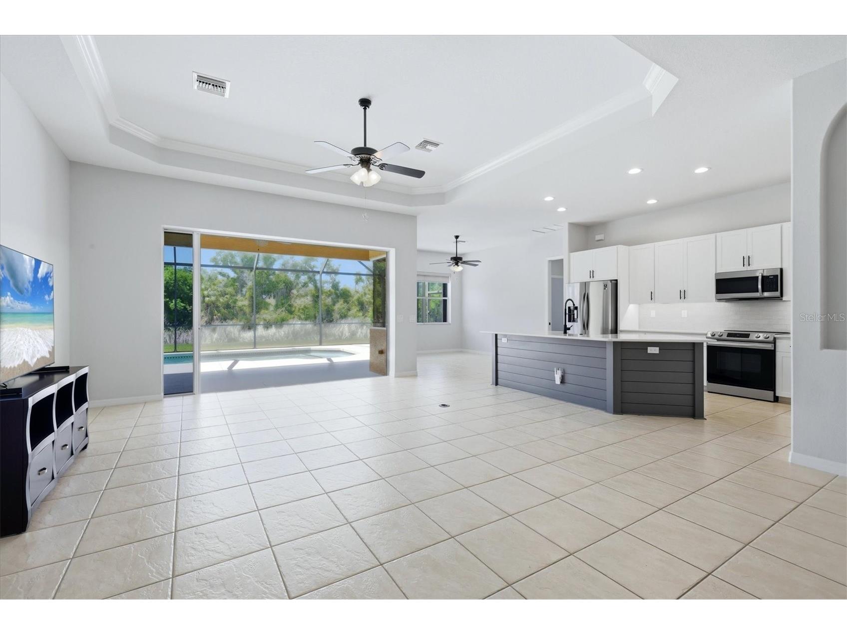 510 147th Court NE Bradenton FL 34212 A4689281 image6