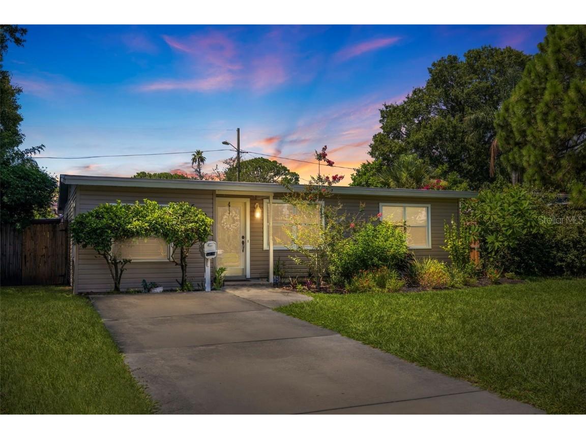 510 40th Avenue N Saint Petersburg FL 33703 U8249066 image1