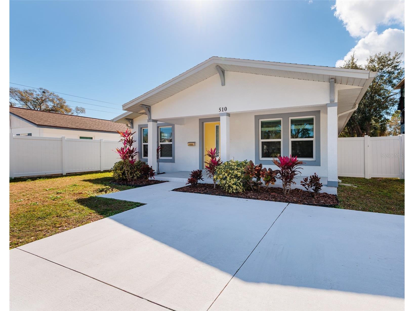 510 48th Avenue N Saint Petersburg FL 33703 TB8478783 image1