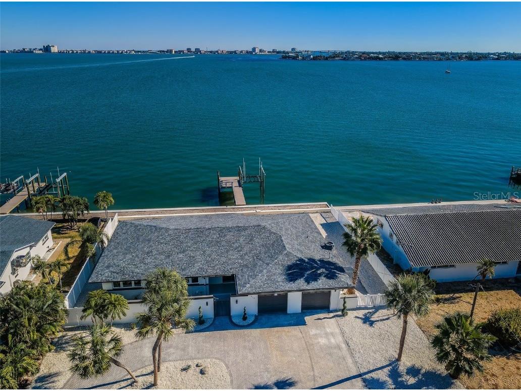510 55th Avenue Saint Pete Beach FL 33706 - BOCA CIEGA BAY TB8445194 image1
