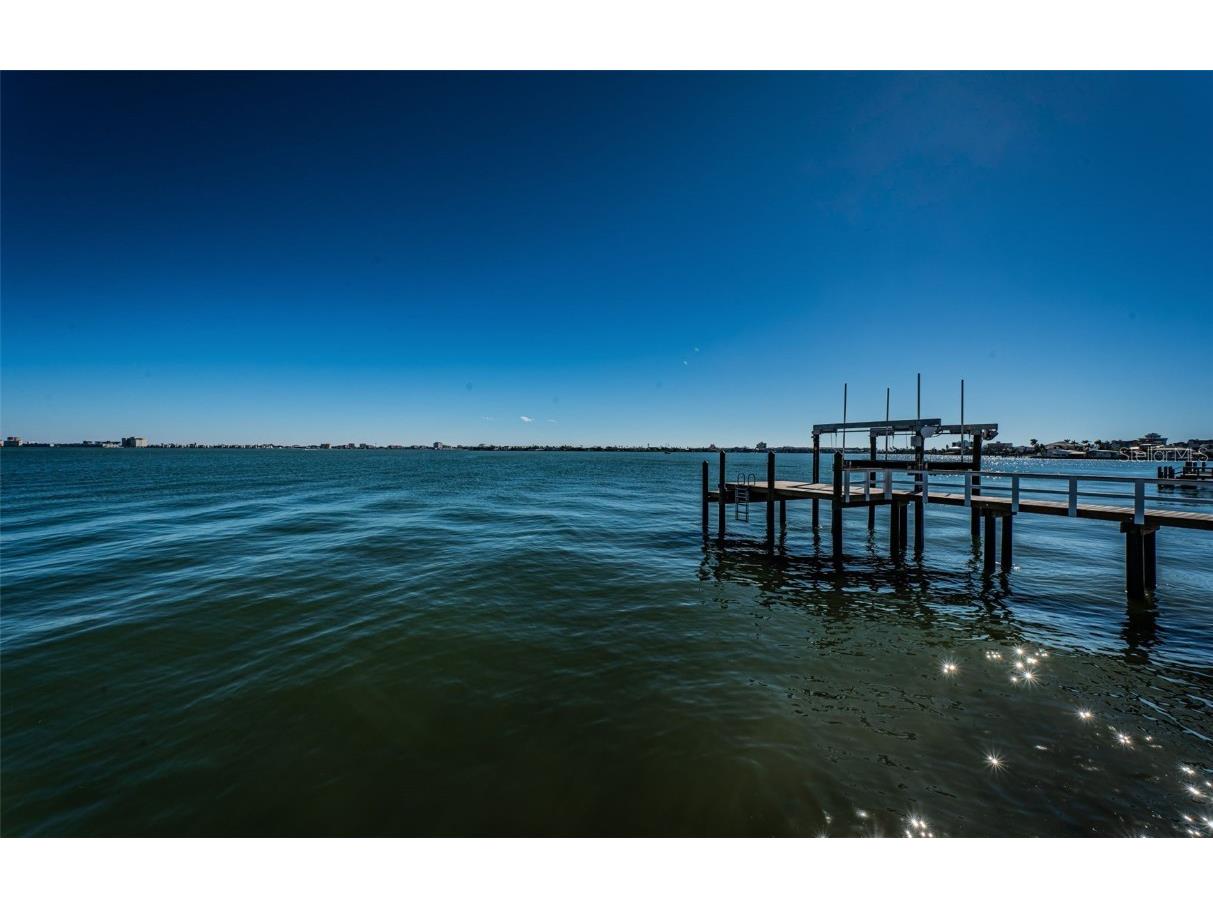 510 55th Avenue Saint Pete Beach FL 33706 - BOCA CIEGA BAY TB8445194 image49