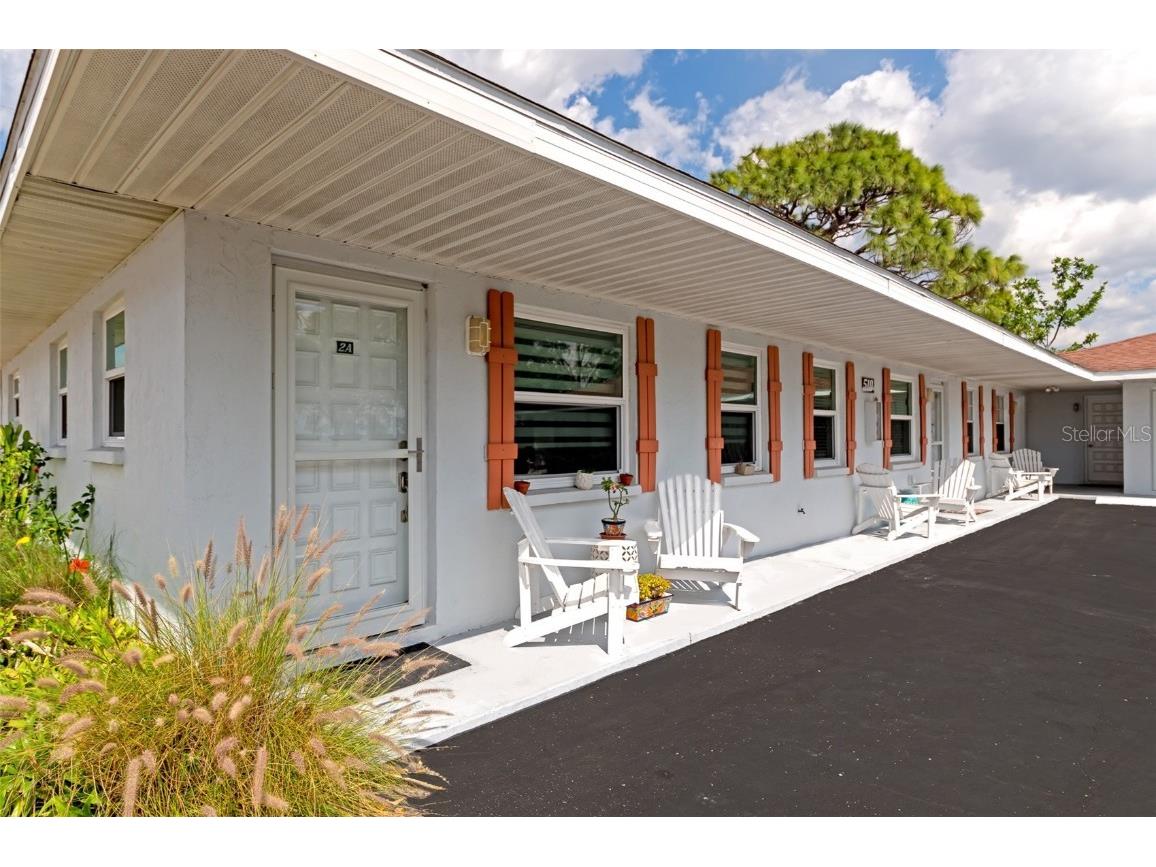 510 Airport Avenue E #2A Venice FL 34285 N6125921 image1