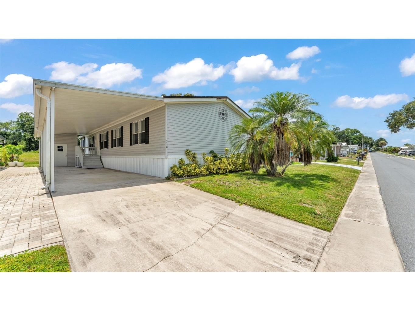 510 Cassandra Lane Lakeland FL 33809 L4954340 image1