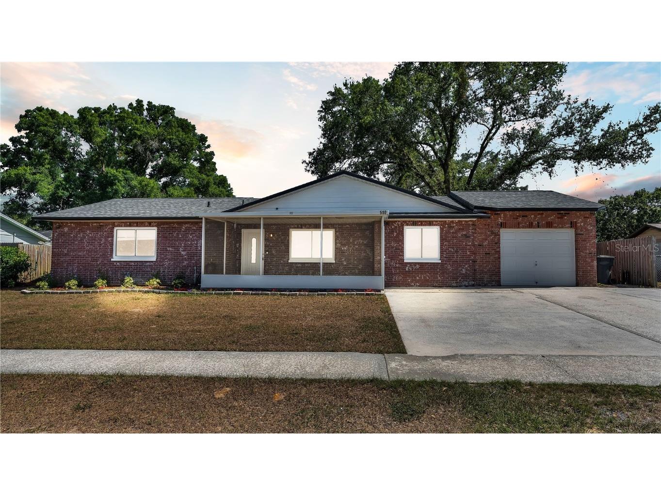 510 Cocoplum Drive Seffner FL 33584 L4945067 image1