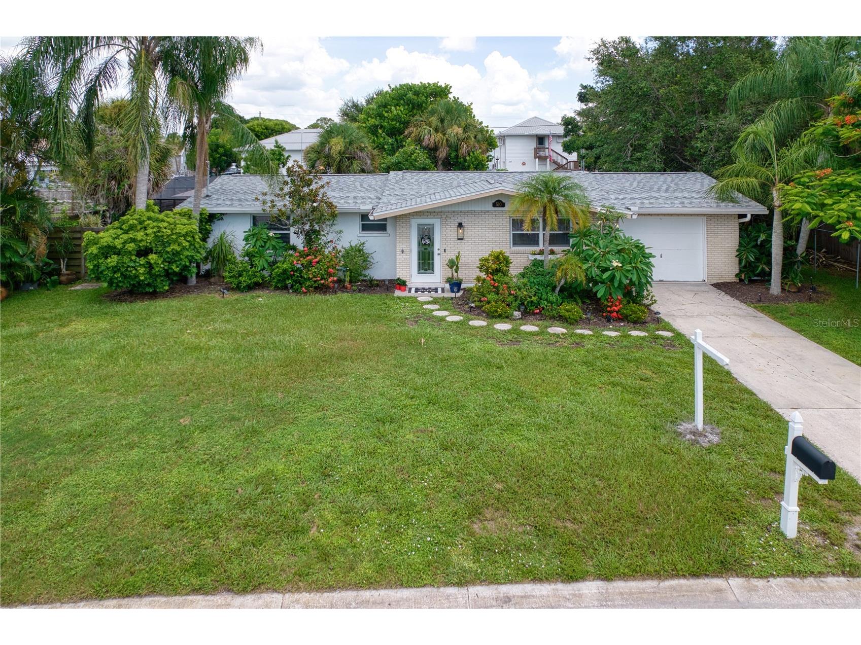 510 Dona Drive Nokomis FL 34275 A4694243 image1