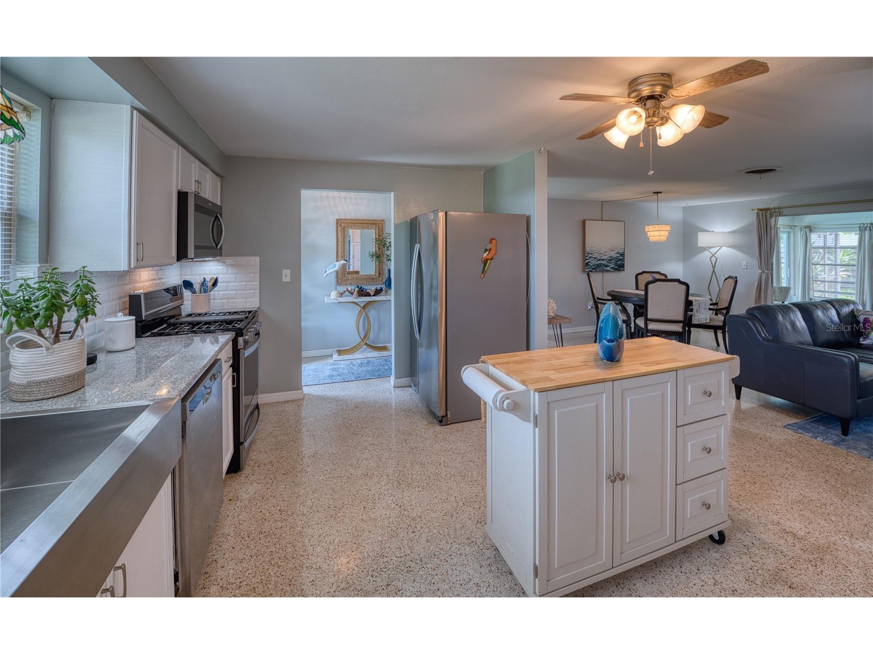 510 Dona Drive Nokomis FL 34275 A4694243 image9