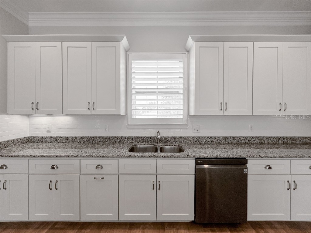 510 Douglas Place Dunedin FL 34698 TB8427473 image8