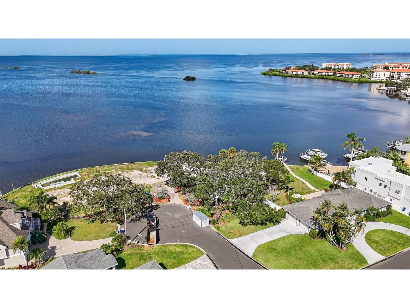 510 Driftwood Circle Palm Harbor FL 34683 TB8436273 image1
