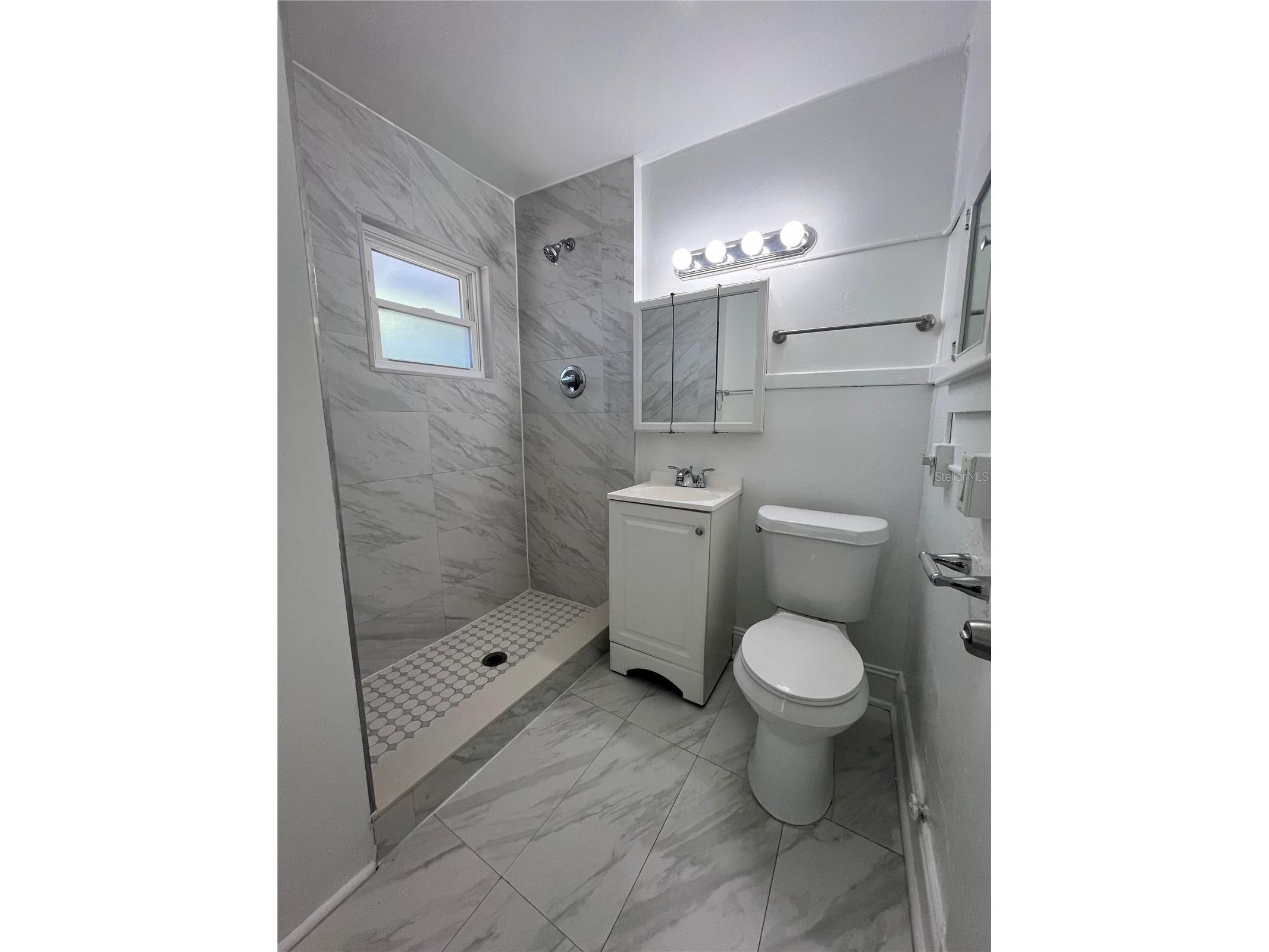 510 E Jackson St #7 Orlando FL 32801 O6410000 image5