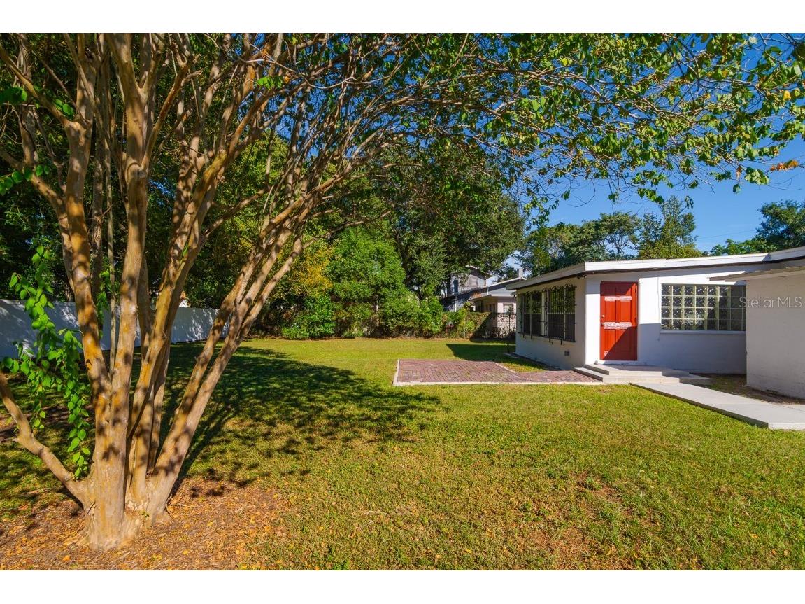 510 E Robles Street Tampa FL 33602 TB8429168 image32