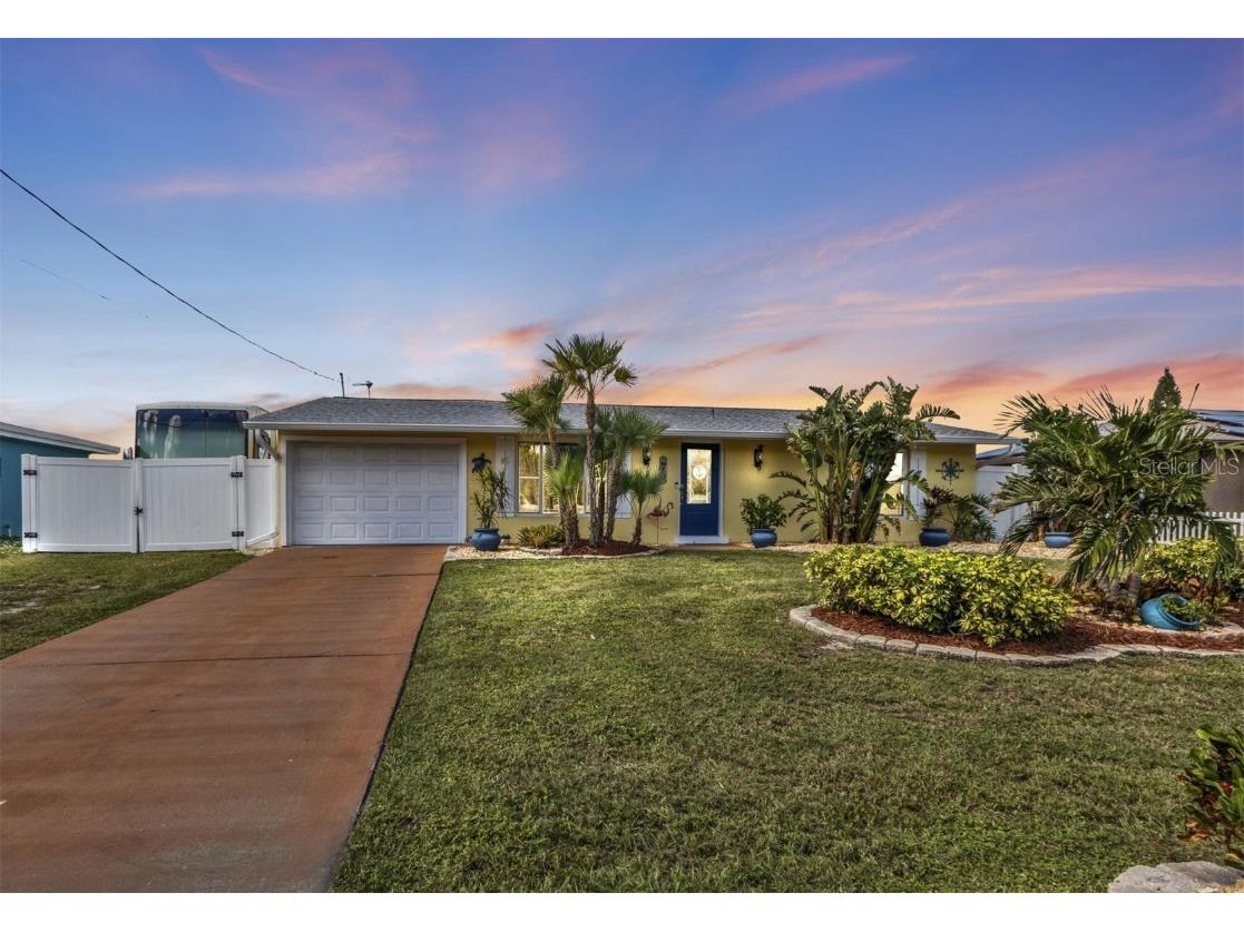 510 E Tarpon Boulevard NW Port Charlotte FL 33952 - TARPON WATERWAY C7500056 image1