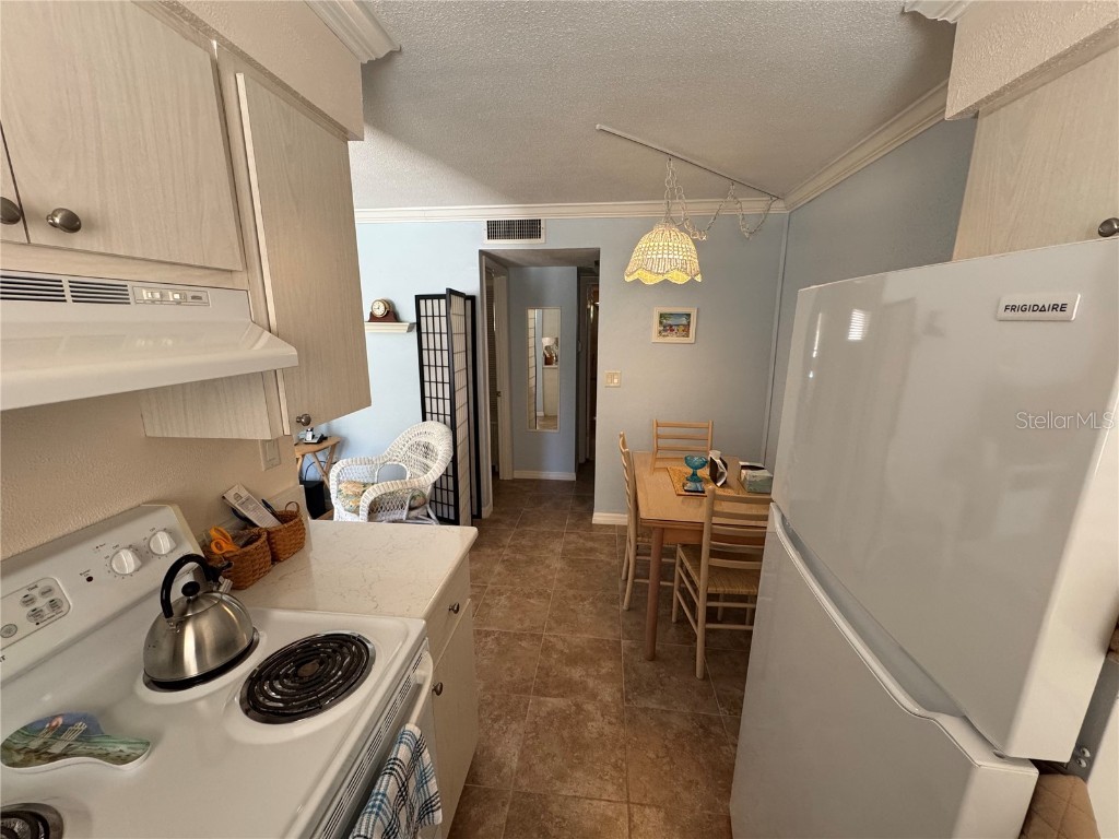 510 Granada Avenue #105 Venice FL 34285 N6140374 image7