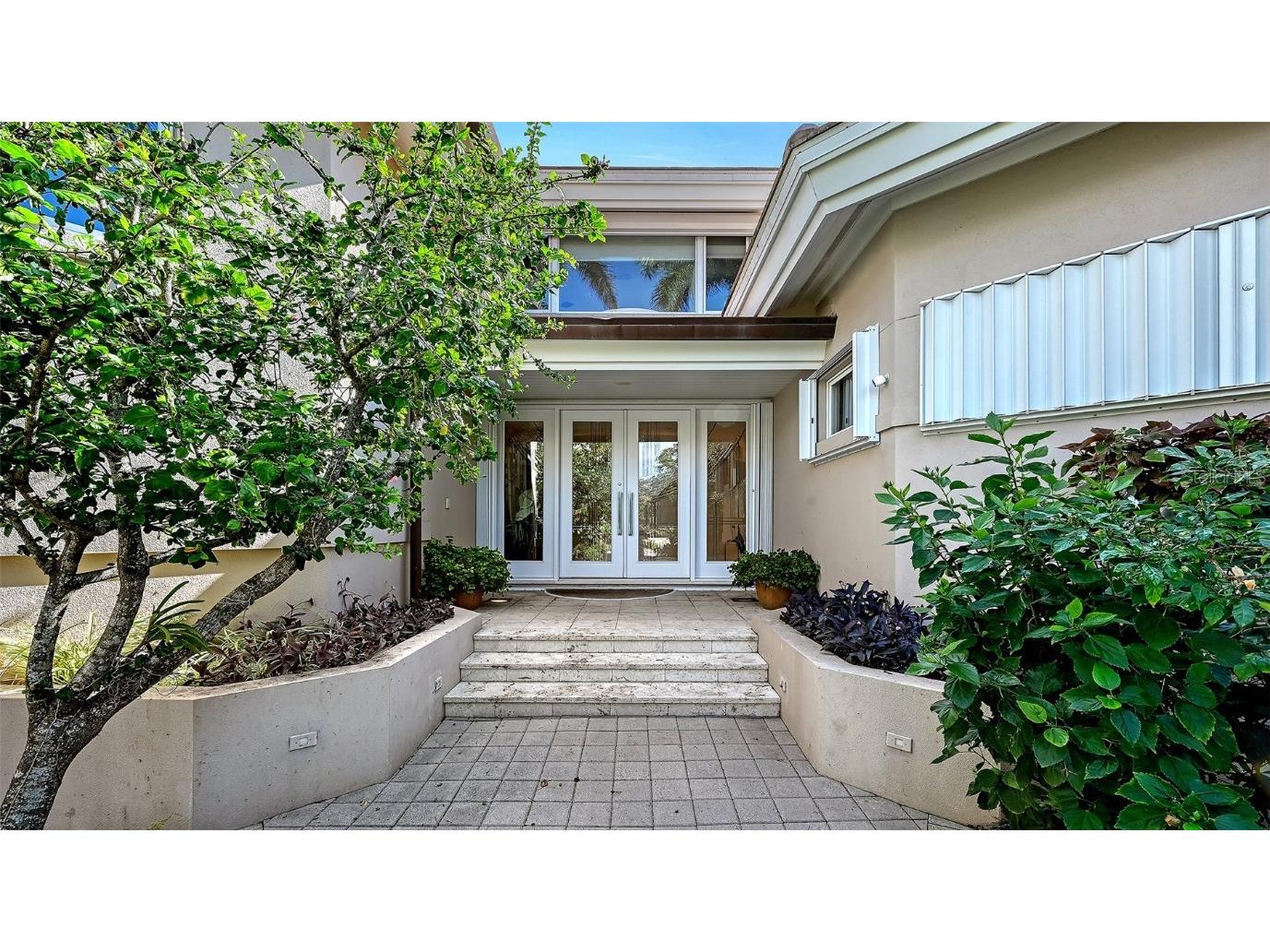 510 Harbor Gate Way Longboat Key FL 34228 A4671696 image3