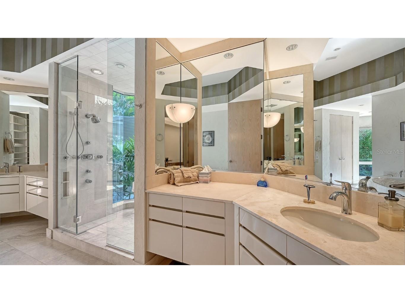 510 Harbor Gate Way Longboat Key FL 34228 A4671696 image30