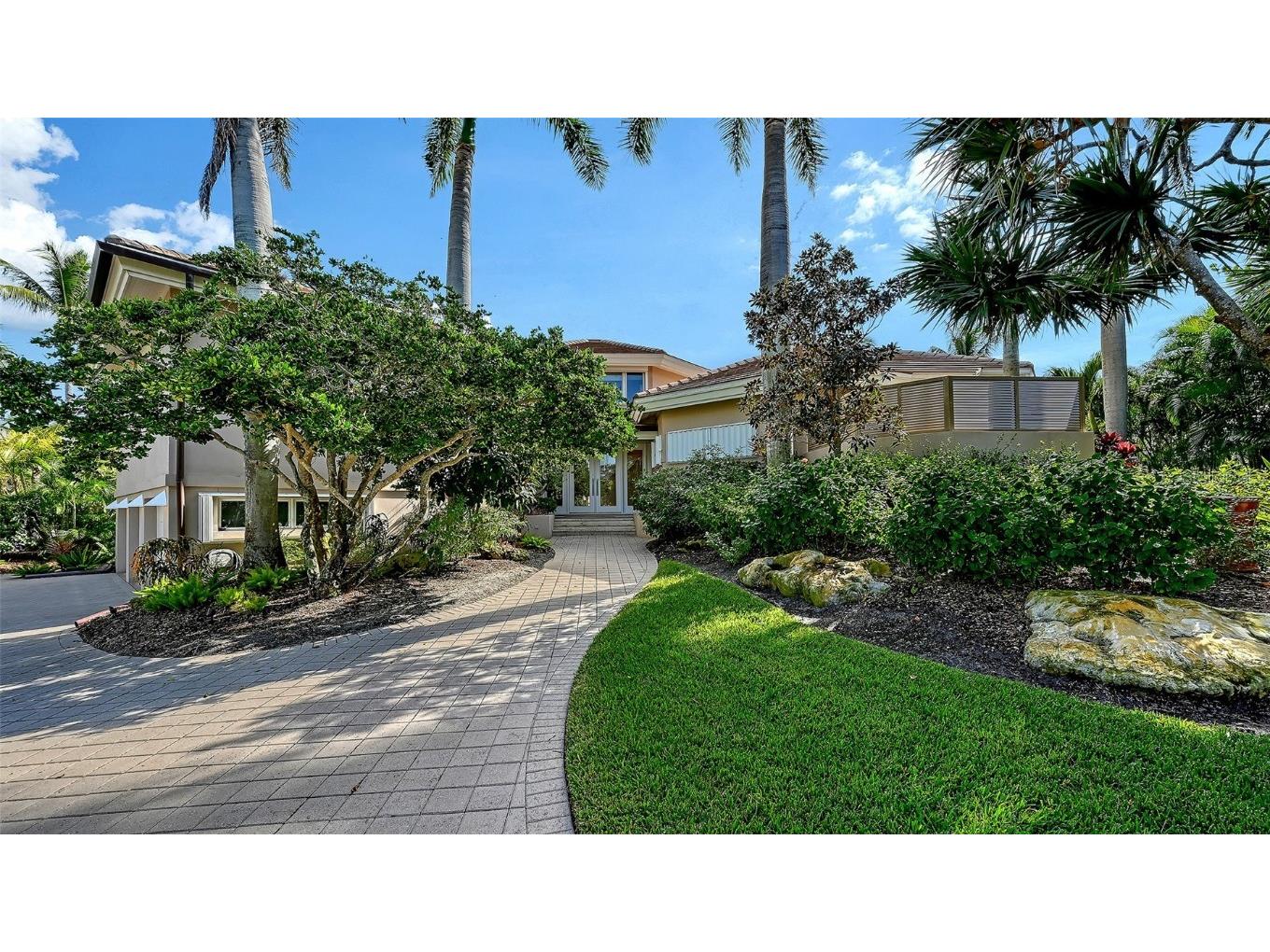 510 Harbor Gate Way Longboat Key FL 34228 A4671696 image84