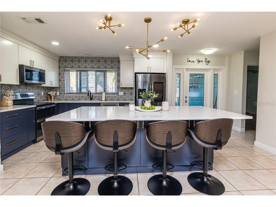 510 Lewis Boulevard SE Saint Petersburg FL 33705 - TAMPA BAY TB8447480 image16