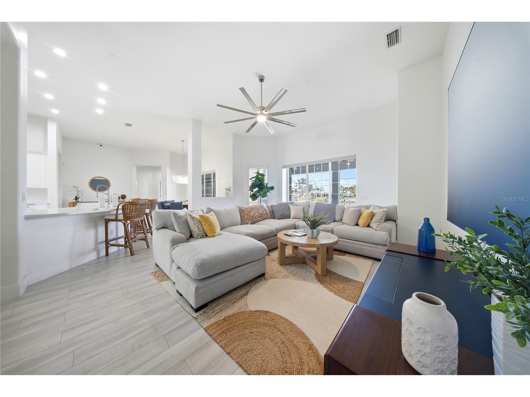 510 Mirabay Boulevard Apollo Beach FL 33572 TB8498562 image17