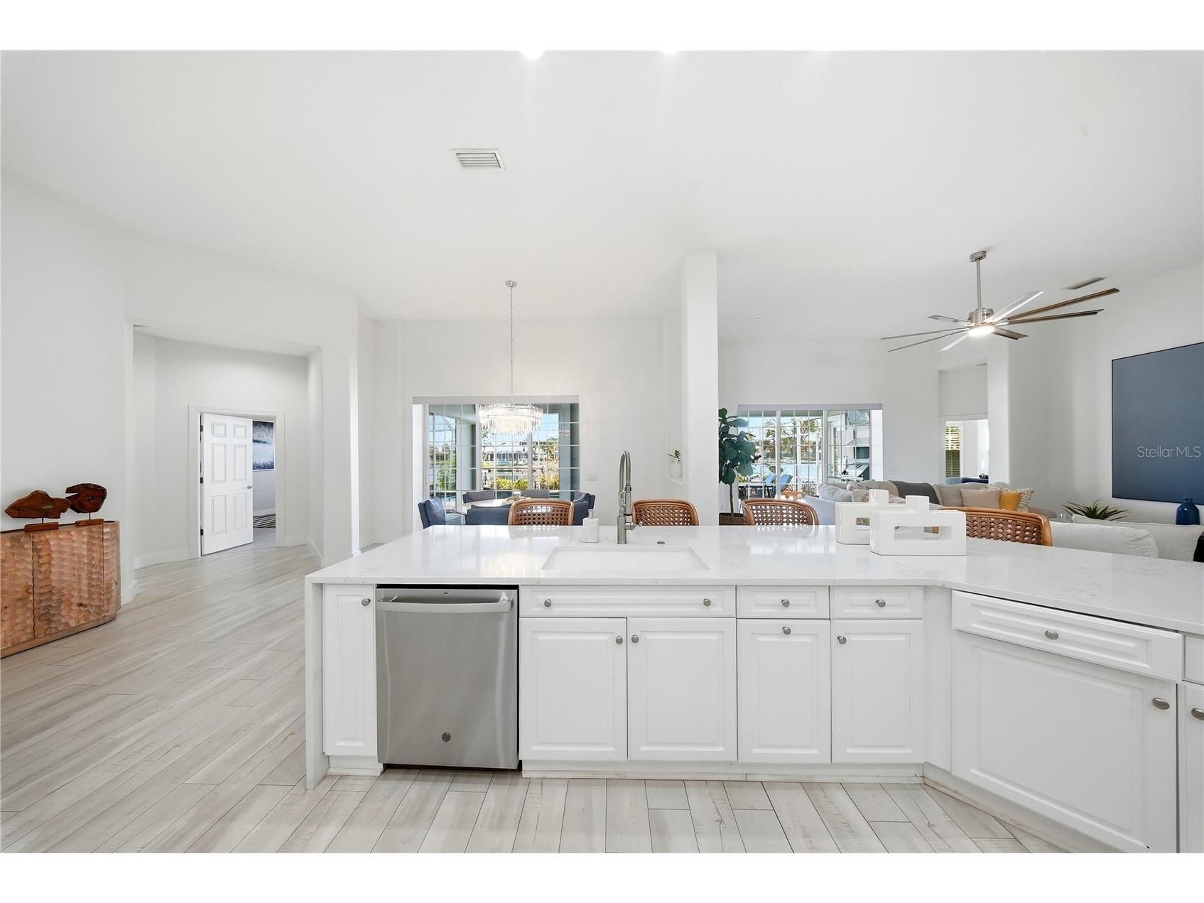 510 Mirabay Boulevard Apollo Beach FL 33572 TB8498562 image20