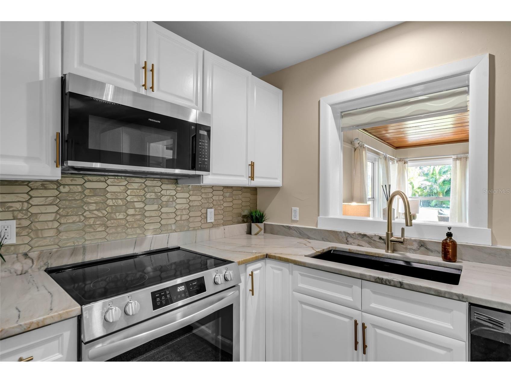 510 N Osprey Avenue Sarasota FL 34236 A4682221 image13