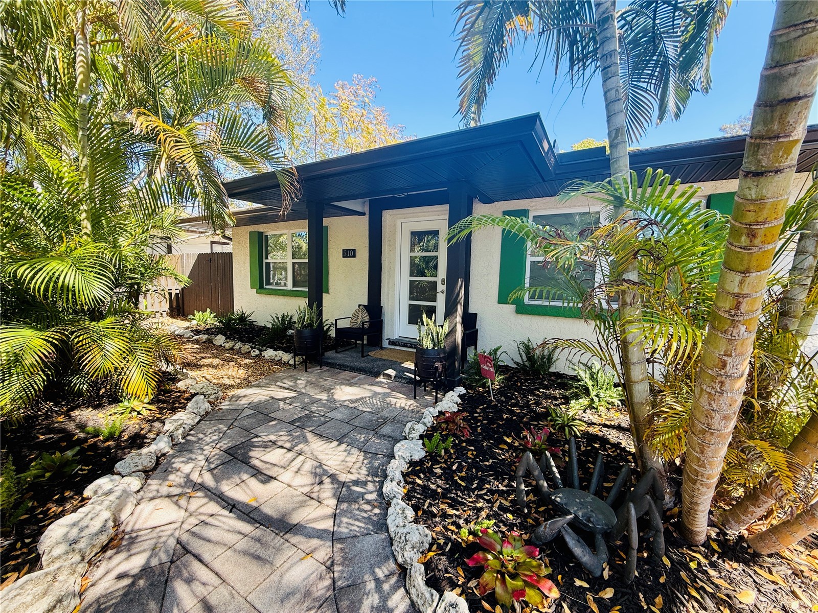 510 N Osprey Avenue Sarasota FL 34236 A4682221 image2