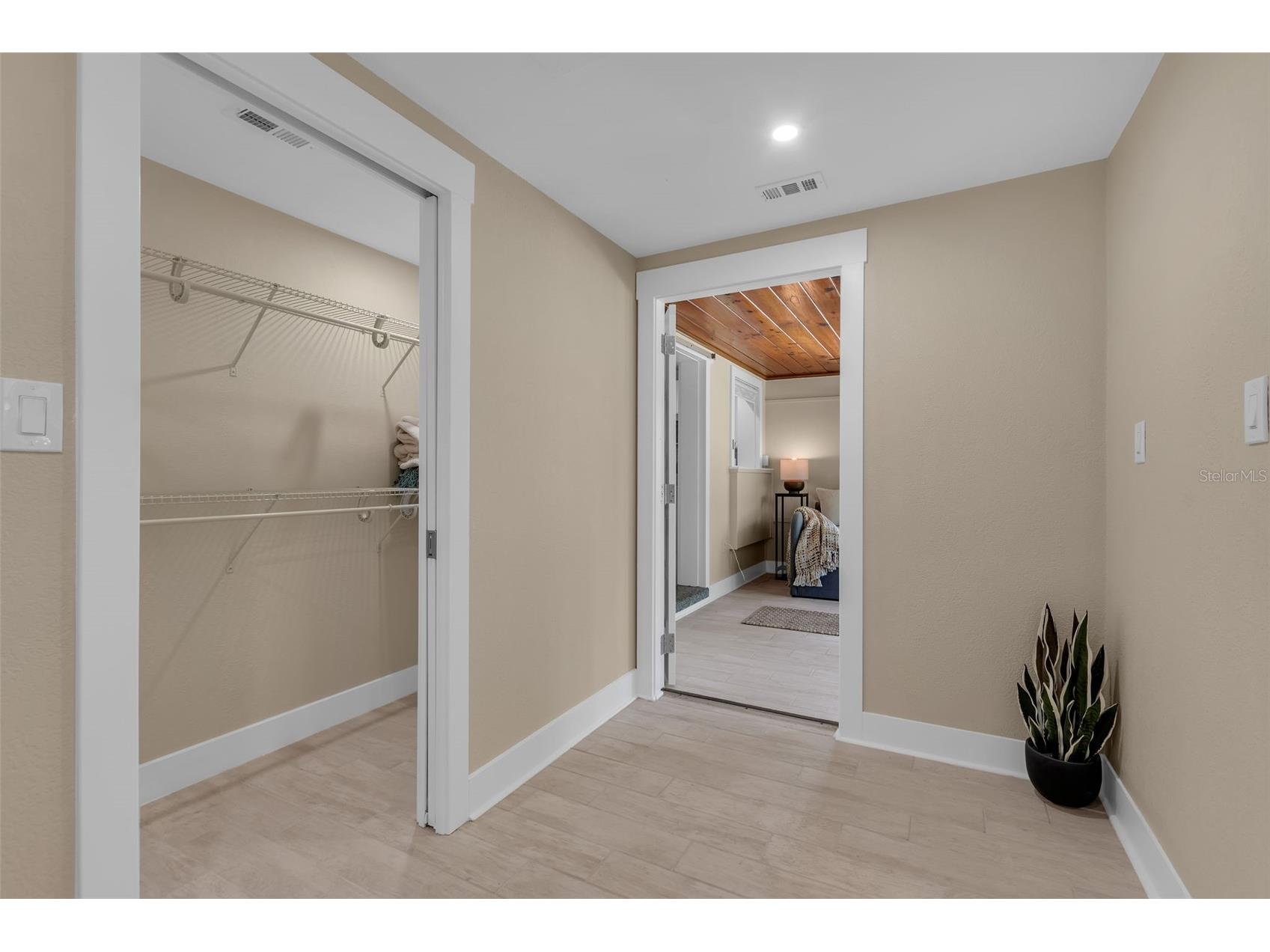 510 N Osprey Avenue Sarasota FL 34236 A4682221 image27