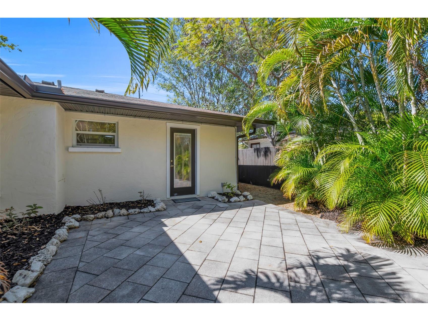 510 N Osprey Avenue Sarasota FL 34236 A4682221 image36