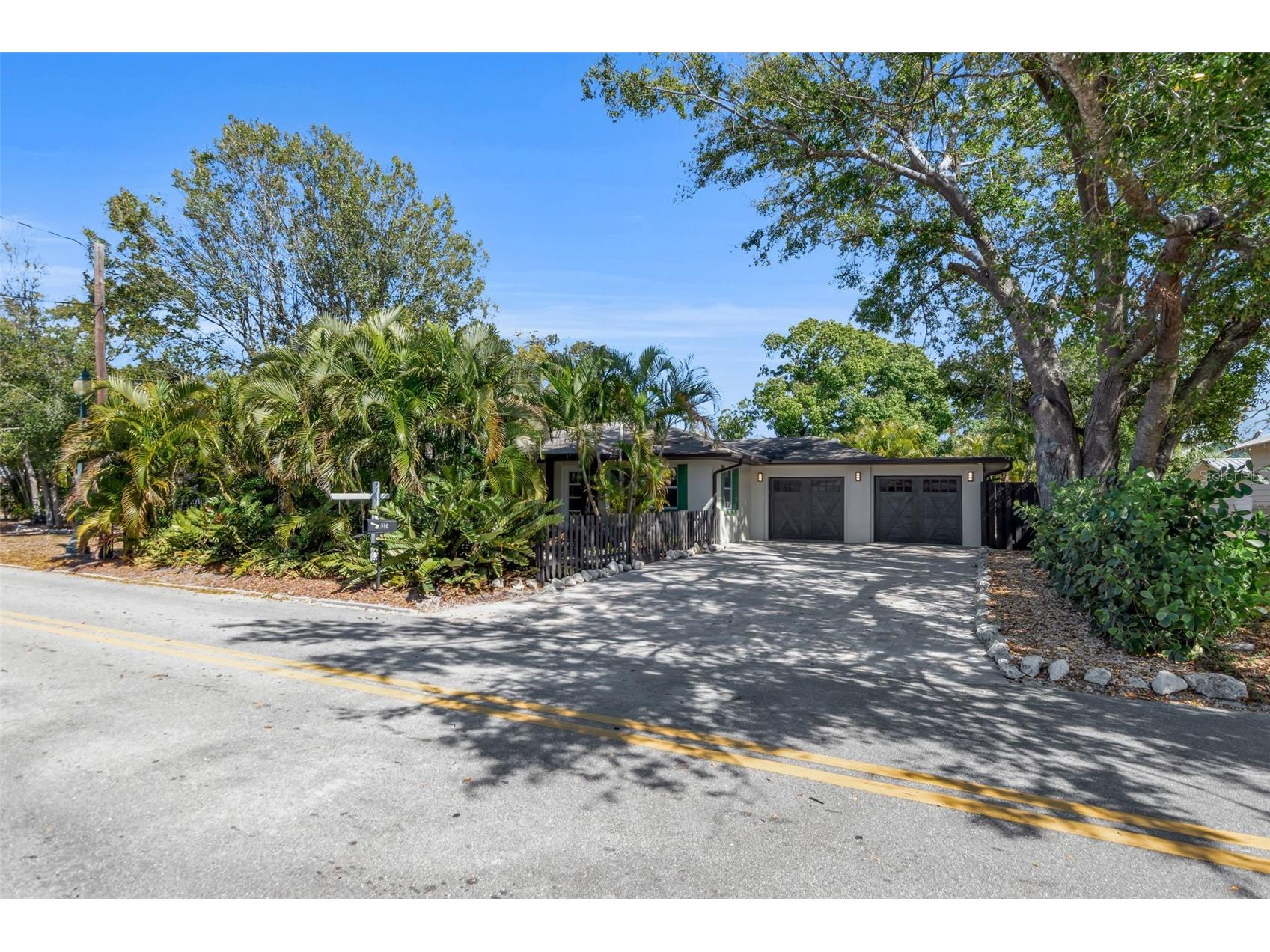 510 N Osprey Avenue Sarasota FL 34236 A4692782 image2