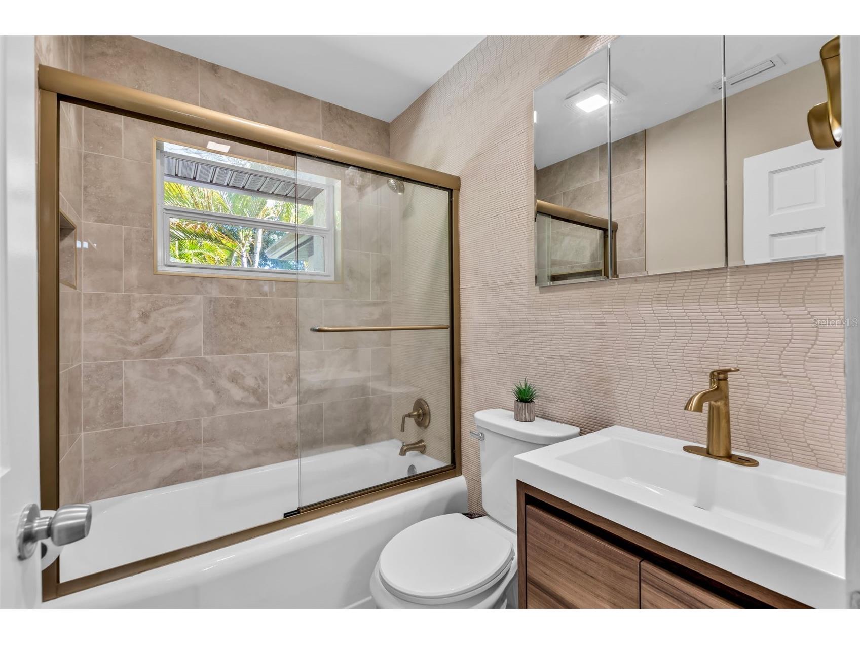 510 N Osprey Avenue Sarasota FL 34236 A4692782 image32