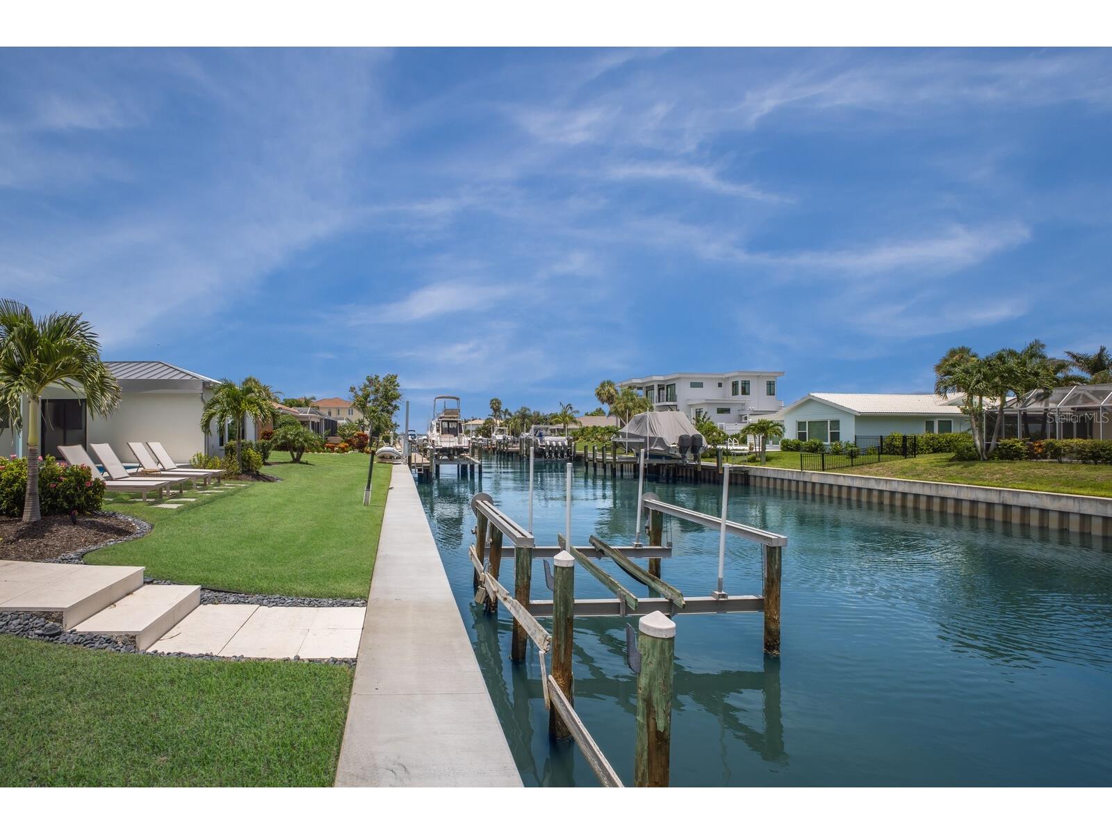 510 Putter Lane Longboat Key FL 34228 A4676878 image2