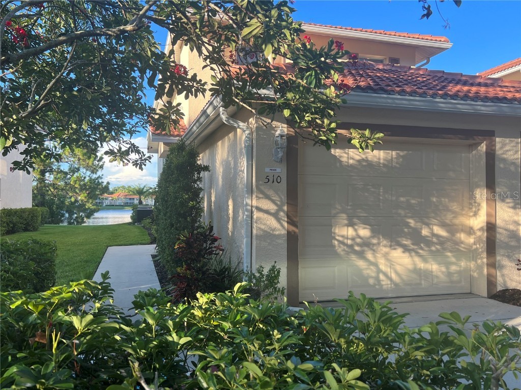 510 Robin Hood Circle #201 Naples FL 34104 - SHERWOOD LAKE C7476731 image1