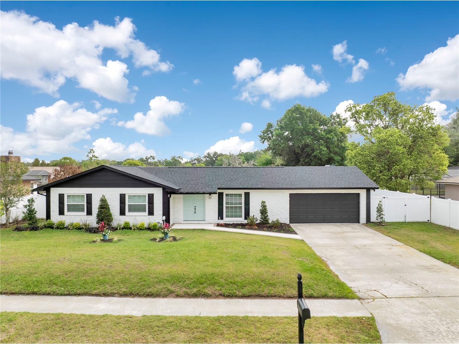 510 Rooks Road Seffner FL 33584 L4960969 image1