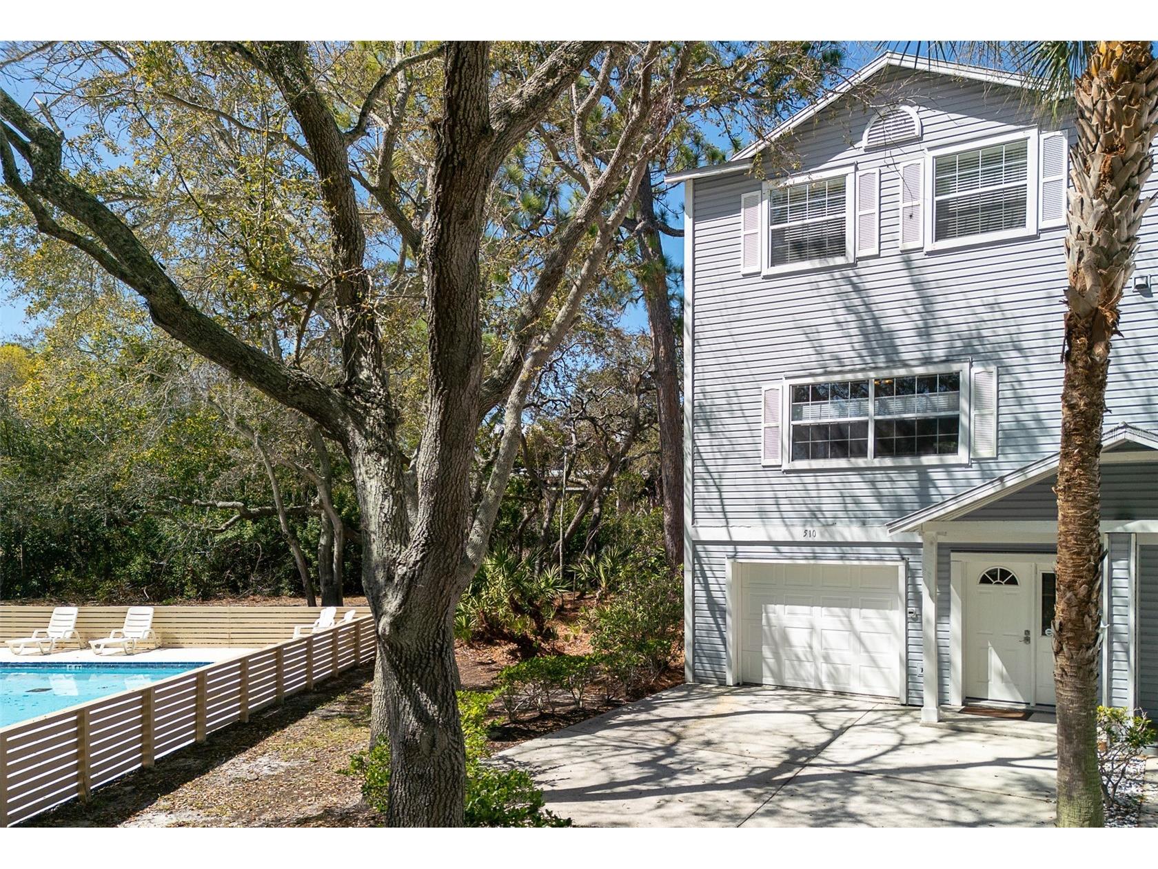 510 Ryans Woods Lane Palm Harbor FL 34683 TB8481728 image1