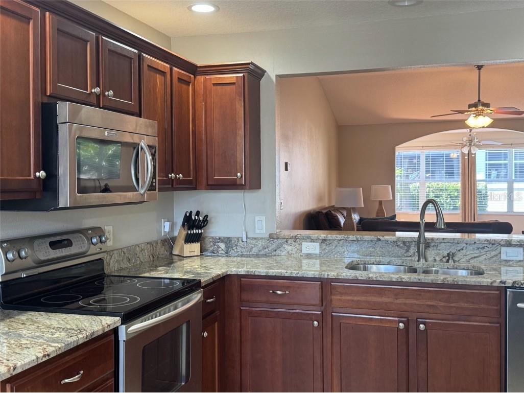 510 Troy Loop The Villages FL 32162 G5106224 image4