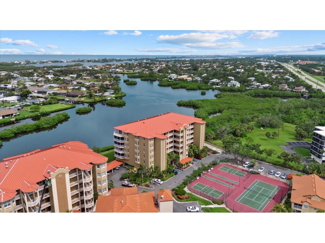 5100 Jessie Harbor Drive #701 Osprey FL 34229 A4655589 image1