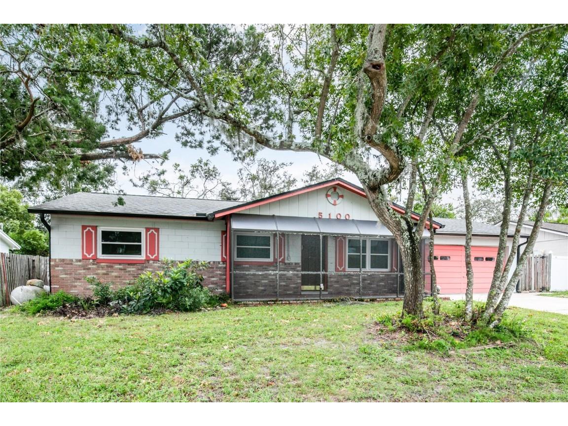 5100 Pipes O The Glen Way Orlando FL 32808 G5088336 image1