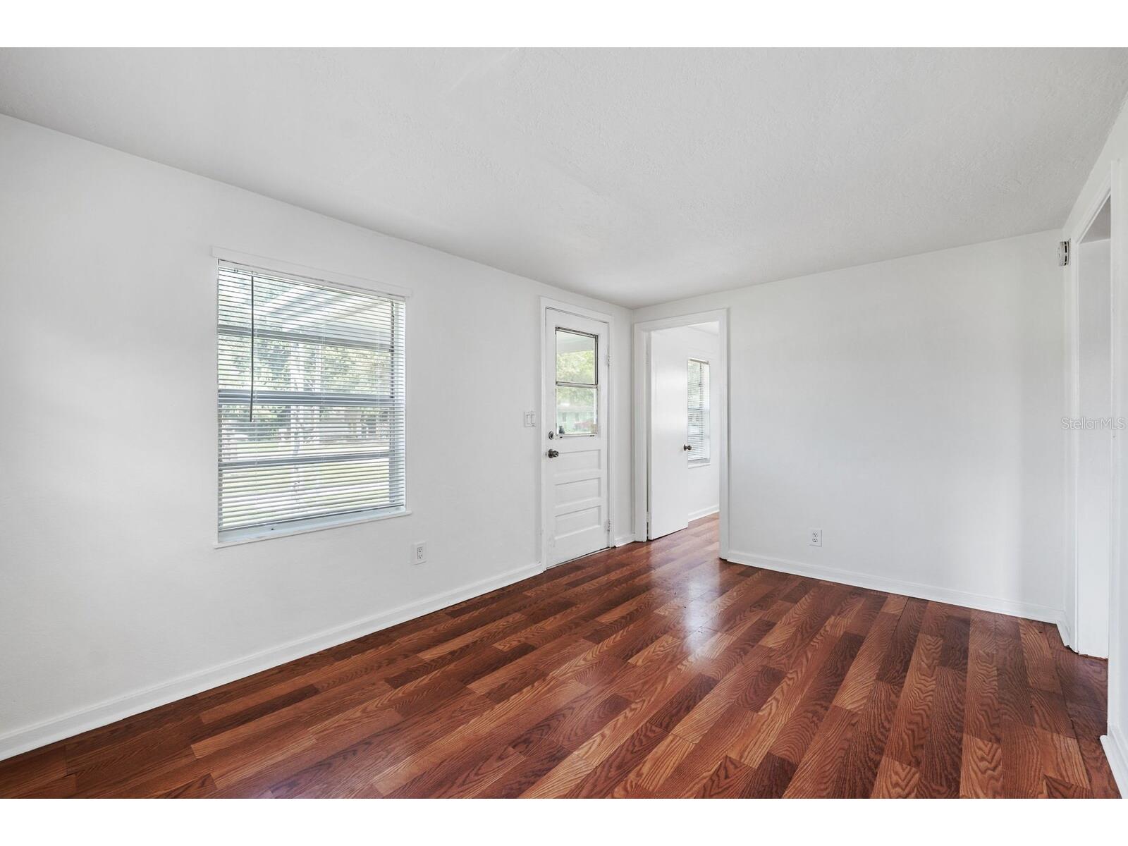 5101 37th Street N Saint Petersburg FL 33714 TB8523689 image9