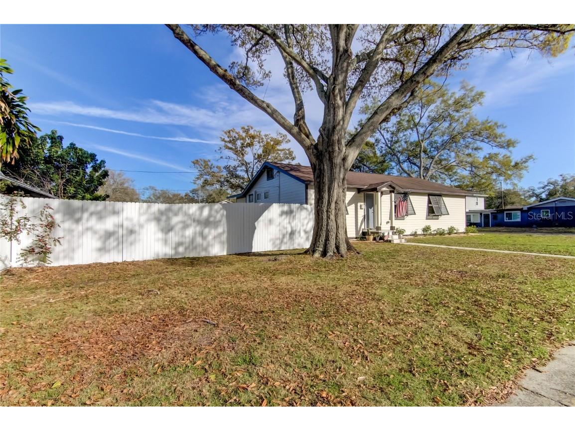 5101 Dr Martin Luther King Jr Street N Saint Petersburg FL 33703 U8232391 image1