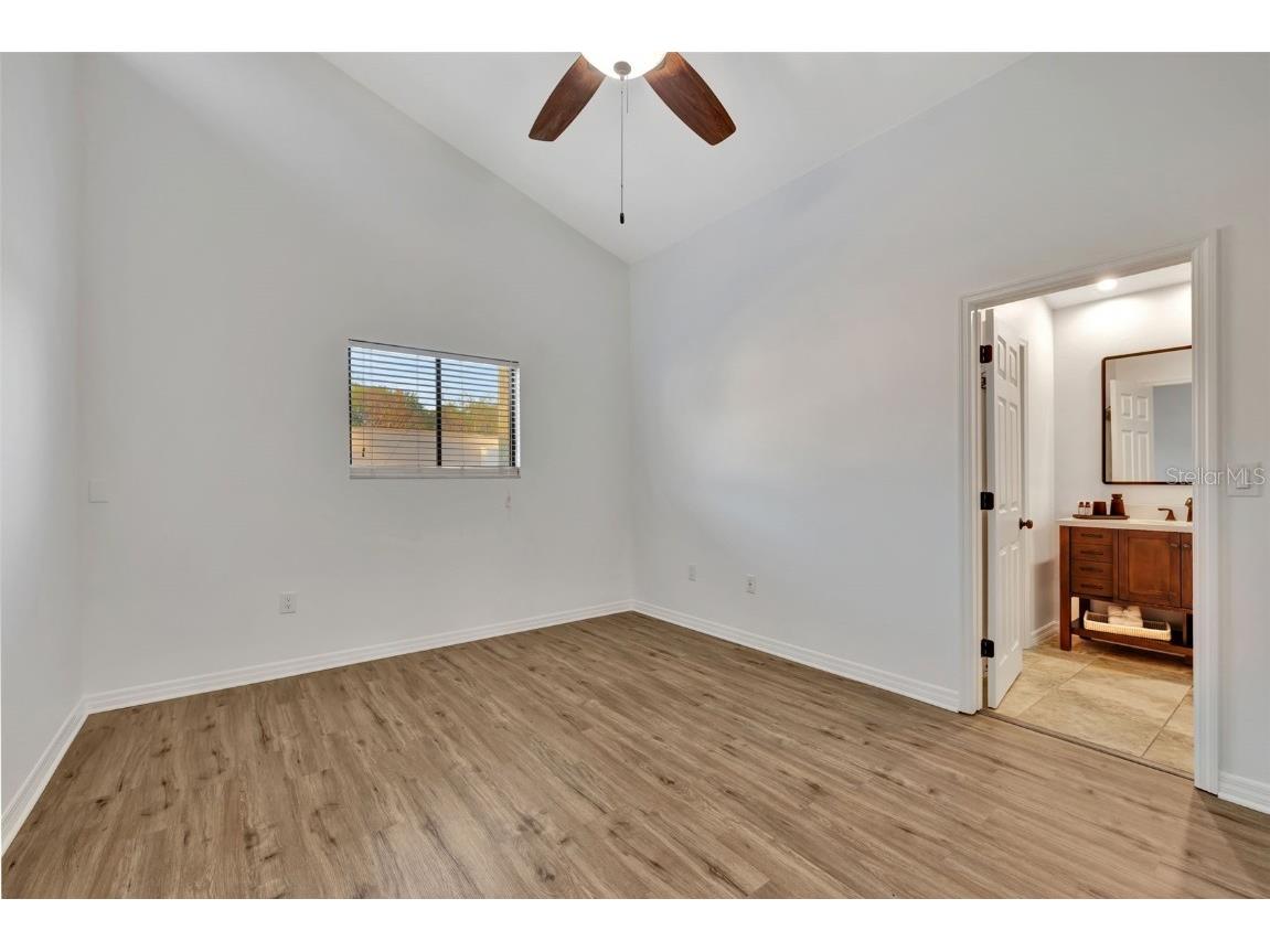 5101 Island Date Street Sarasota FL 34232 A4632428 image32