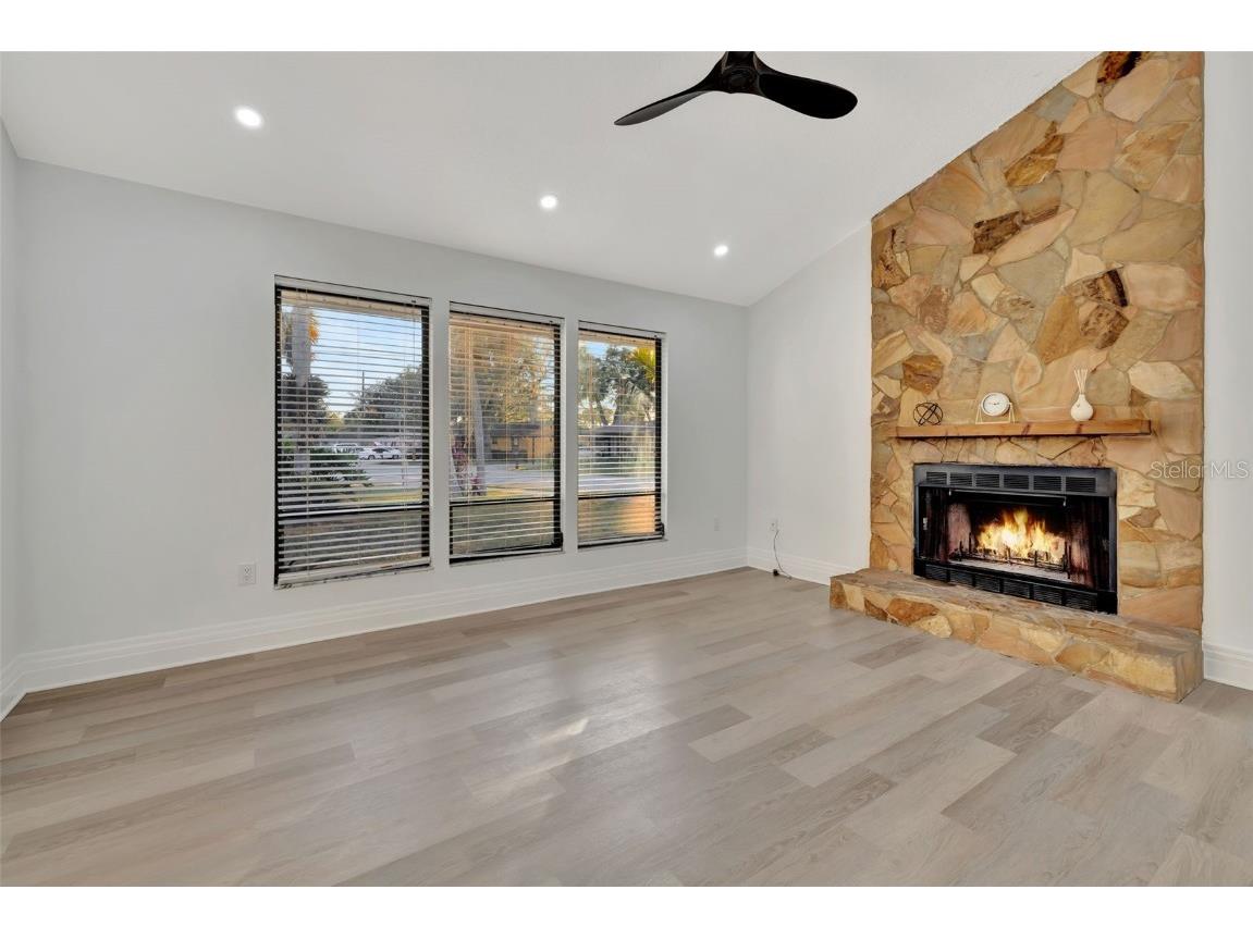 5101 Island Date Street Sarasota FL 34232 A4632428 image6