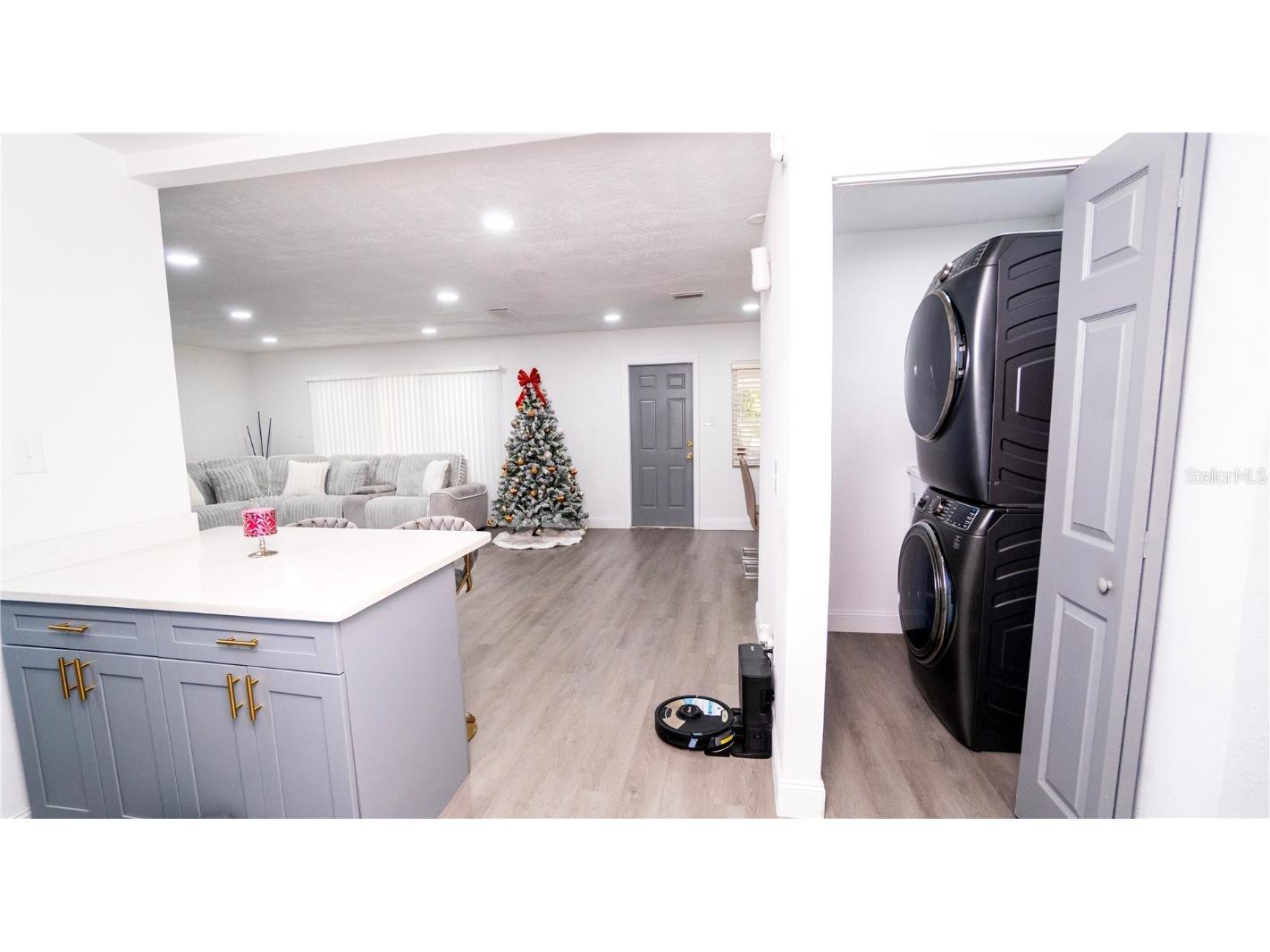 5101 Vinson Drive Tampa FL 33610 - BELLOWS LAKE/ EAST LAKE PARK TB8458899 image31