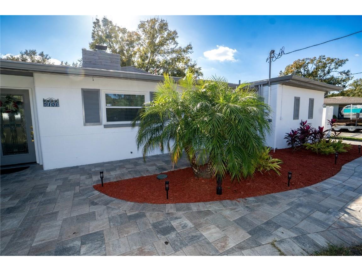 5101 Vinson Drive Tampa FL 33610 - BELLOWS LAKE/ EAST LAKE PARK TB8458899 image6