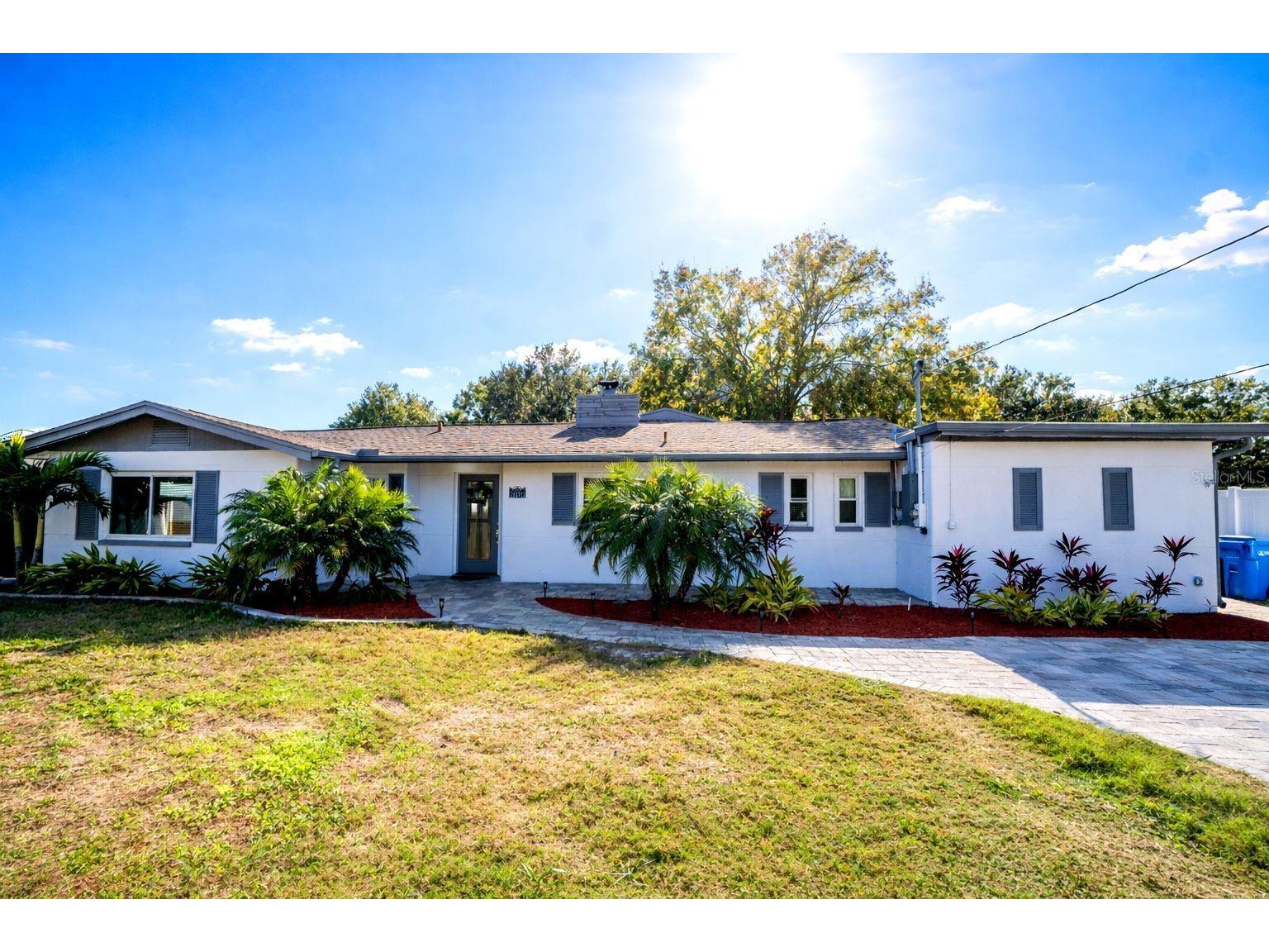 5101 Vinson Drive Tampa FL 33610 - BELLOWS LAKE/ EAST LAKE PARK TB8527901 image1
