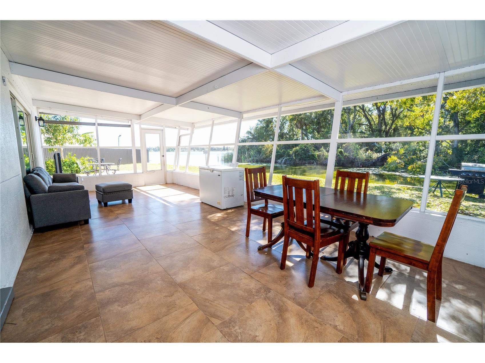 5101 Vinson Drive Tampa FL 33610 - BELLOWS LAKE/ EAST LAKE PARK TB8527901 image16