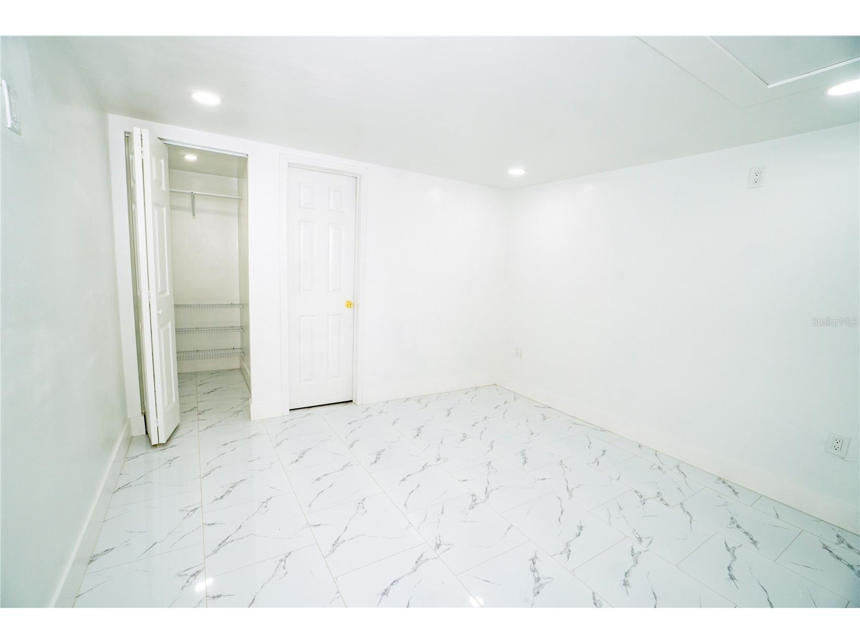 5101 Vinson Drive Tampa FL 33610 - BELLOWS LAKE/ EAST LAKE PARK TB8527901 image21