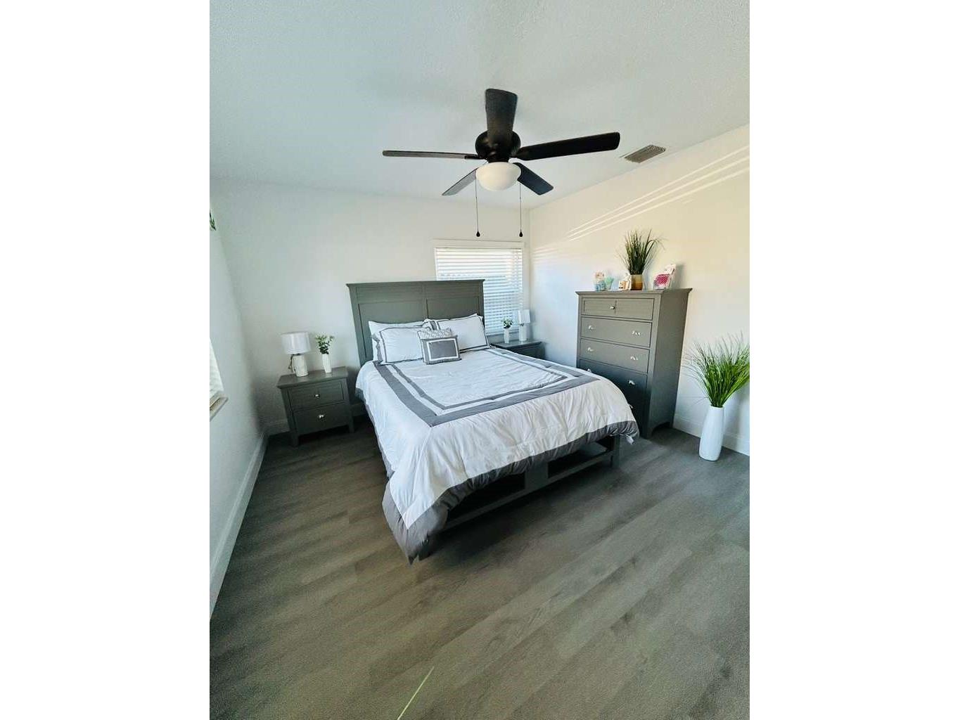 5101 Vinson Drive Tampa FL 33610 - BELLOWS LAKE/ EAST LAKE PARK TB8527901 image35