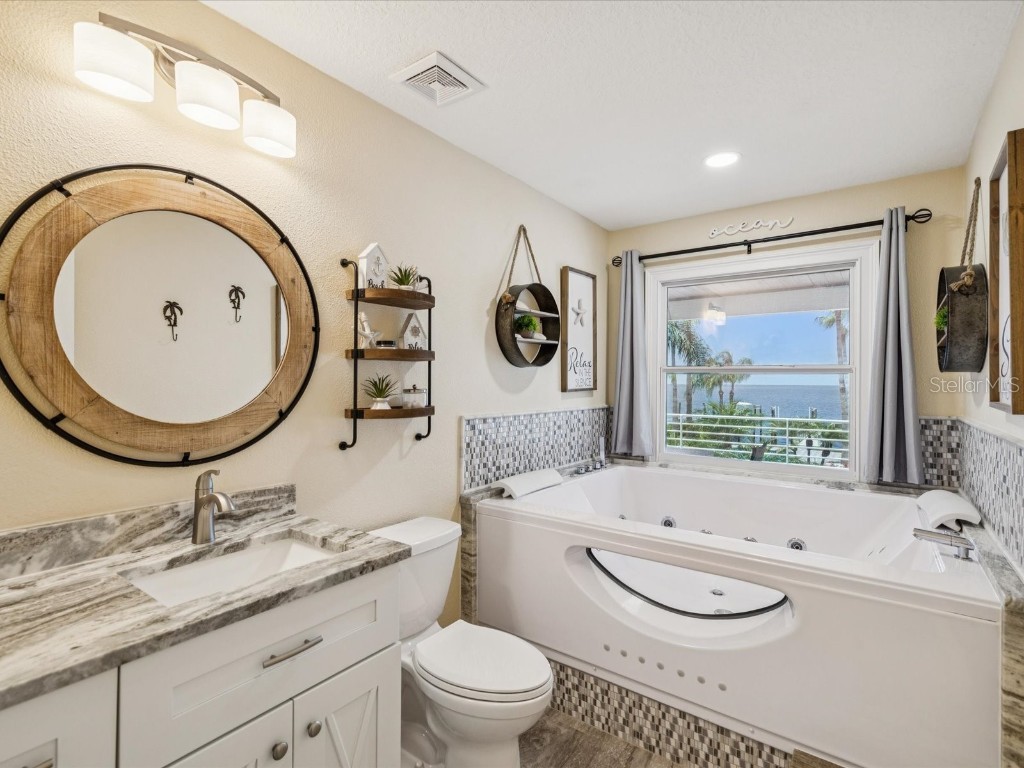 5101 Westshore Drive New Port Richey FL 34652 W7878297 image31